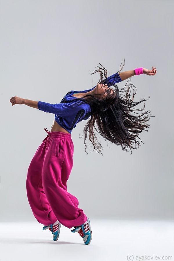 Dance students practicing in Nuex Studio